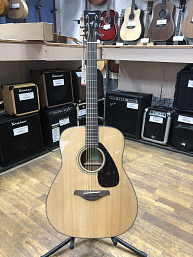 Акустическая гитара YAMAHA FG800 NATURAL в музыкальном интернет-магазине Маэстро. Цена 21 990 руб.