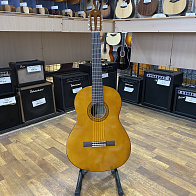Классическая гитара Yamaha C40 в музыкальном интернет-магазине Маэстро. Цена 13 500 руб.