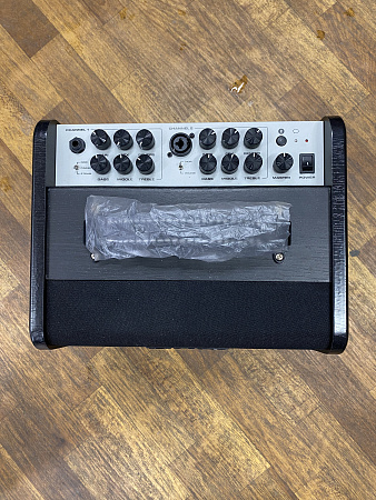 Комбоусилитель для акустической гитары, 60Вт, Nux Cherub AC-60 Stageman II