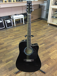 Электроакустическая гитара Martinez FAW-702CEQ/B в музыкальном интернет-магазине Маэстро. Цена 14 000 руб.