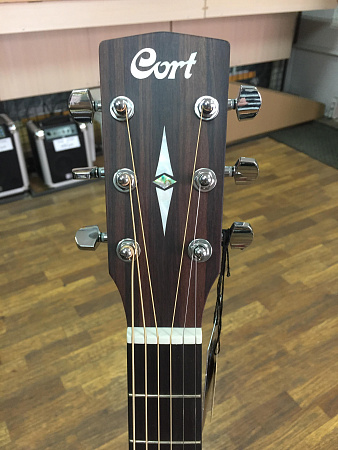 Электроакустическая гитара Cort MR500E-OP MR