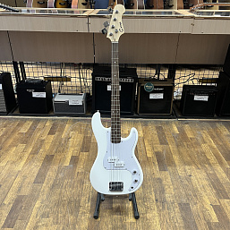 Бас-гитара Caraya B300WH в музыкальном интернет-магазине Маэстро. Цена 13 600 руб.